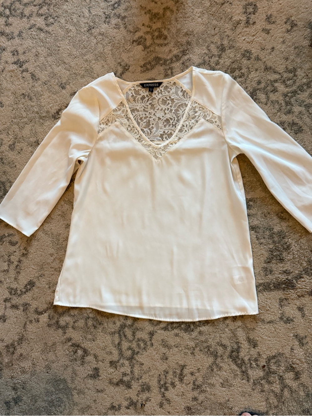 Express Ivory Lace V-Neck Blouse Size Small Petite